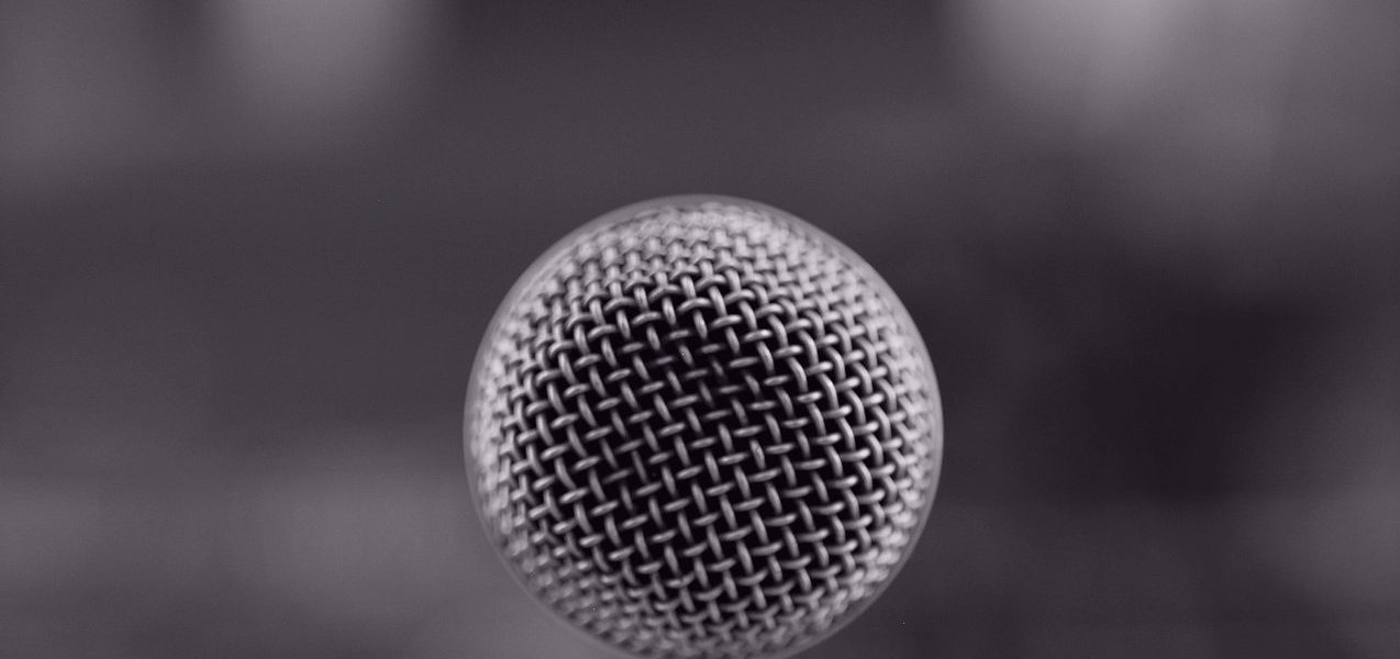 波胆带你全面解读:足球直播互动体验与出款审核的深度解析